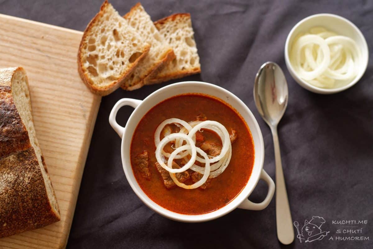 Hlavní fotka k receptu Jelení guláš