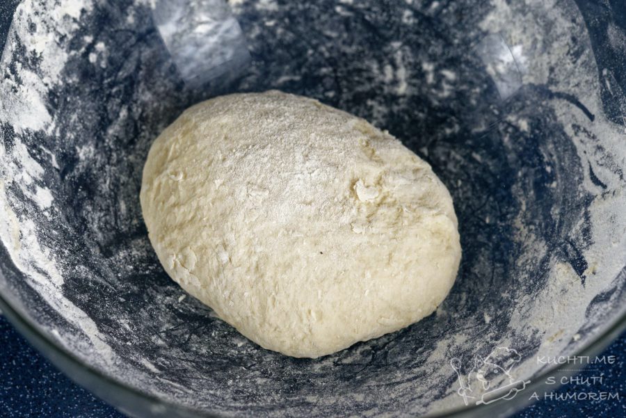 Jednoduchý pita chléb - vypracujeme vláčné těsto