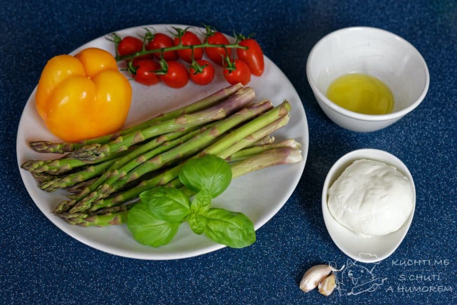Salát se zeleným chřestem - ingredience