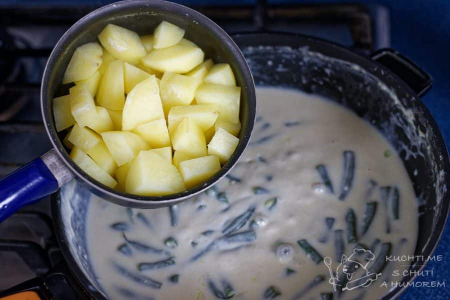 Polévka ze zelených fazolek - přidáme taky uvařené brambory