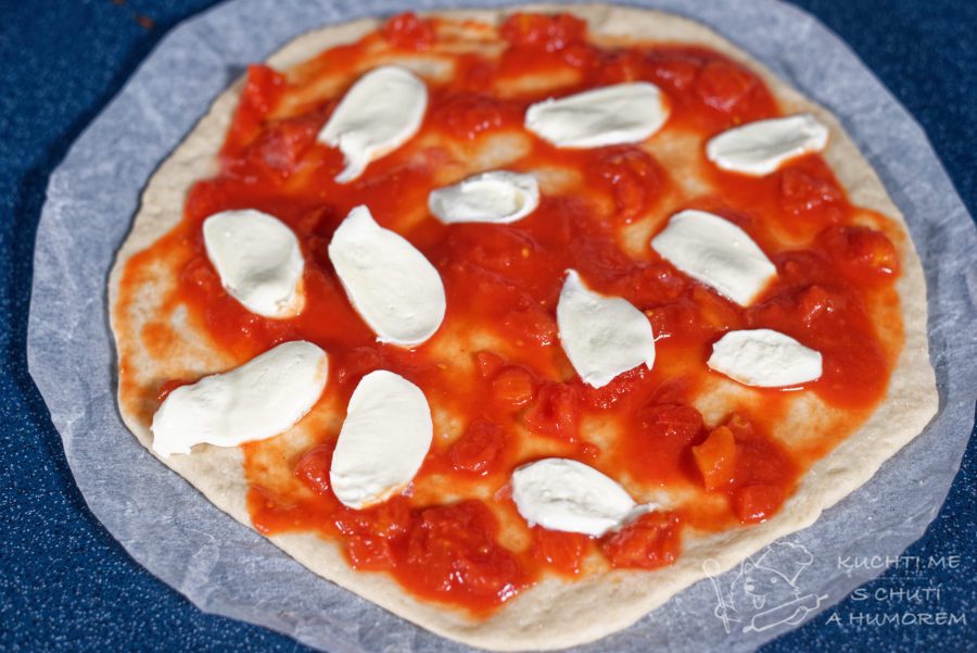 Domácí pizza - základní pizza margherita