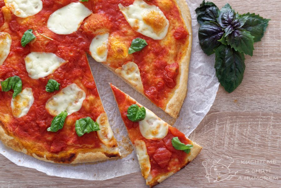 Domácí pizza - jednoduchá a dokonalá