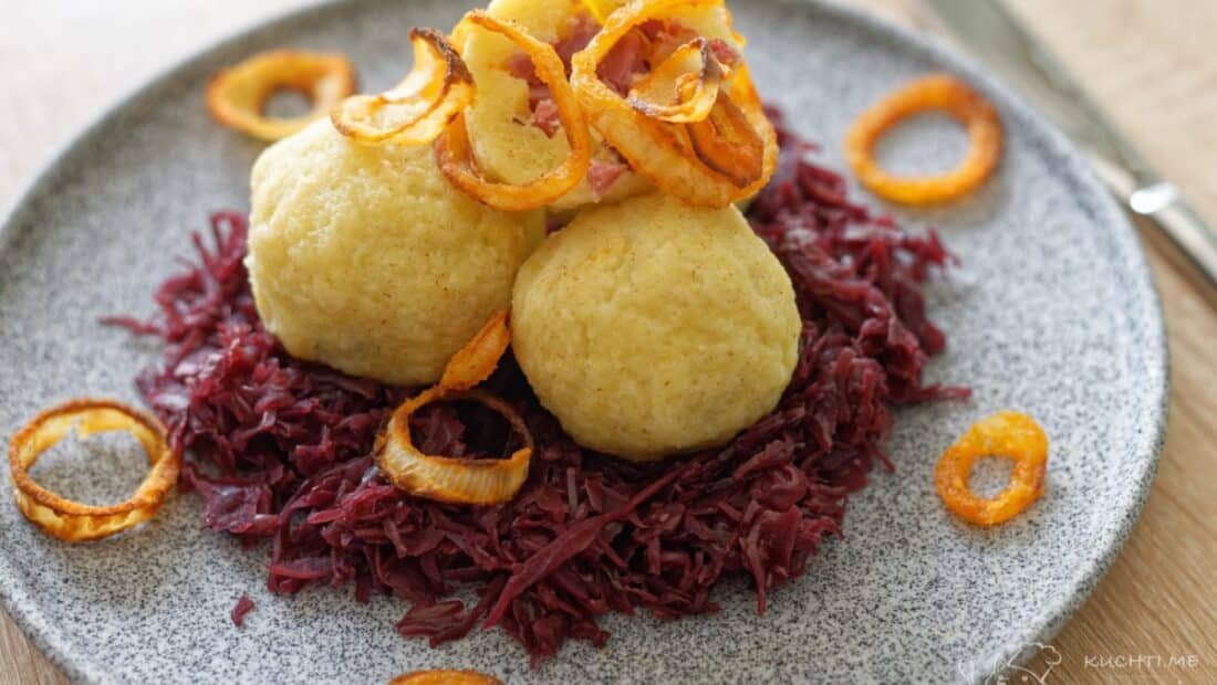 Plněné bramborové knedlíky s uzeným - vynikající klasika