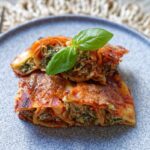 Cannelloni plněné špenátem a ricottou v rajčatové omáčce