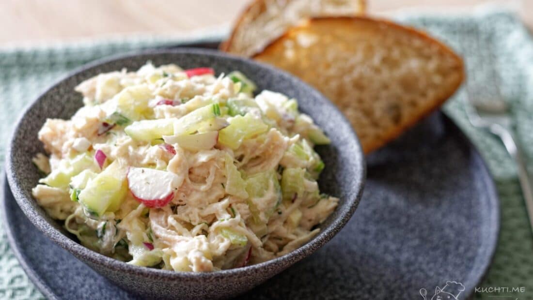 Křupavý kuřecí salát - každé křupnutí bude naprostý potěšením